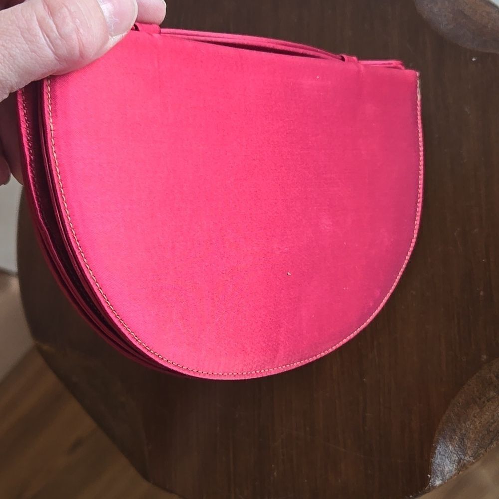 Paristyle vintage satin Clutch - Picture 5 of 12